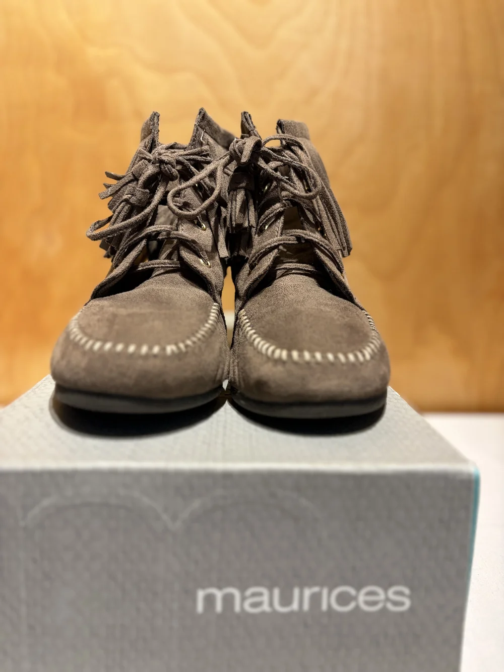 Maurices Brown Faux Suede Fringe Wedge Booties Ankle Moccasins Size 8.5 With Box